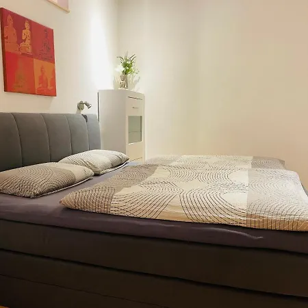 Holiday home Altstadthaus Buddha