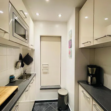 Altstadthaus Buddha Vakantiehuis